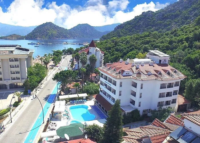 Portofino فندق إتْشميلير